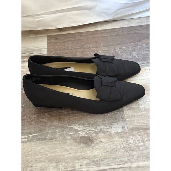 Mootsies Tootsies Elegant Black Bow Flats Classic Pointed Toe SlipOn Loafers 11 - Picture 2 of 7